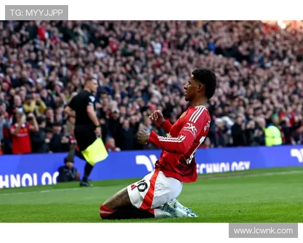 曼联大胜副班长4-1跃升至英超第六位