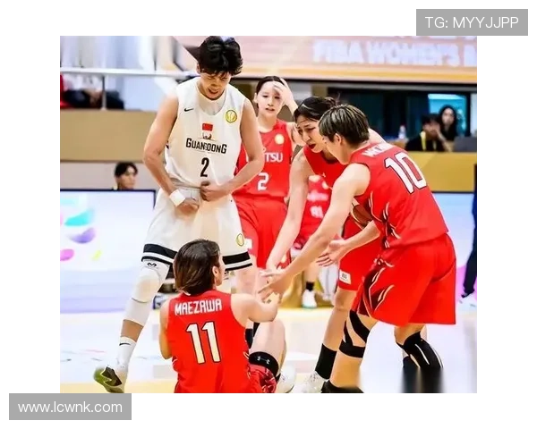 中国女篮逆袭获胜 MVP带队绝地反击